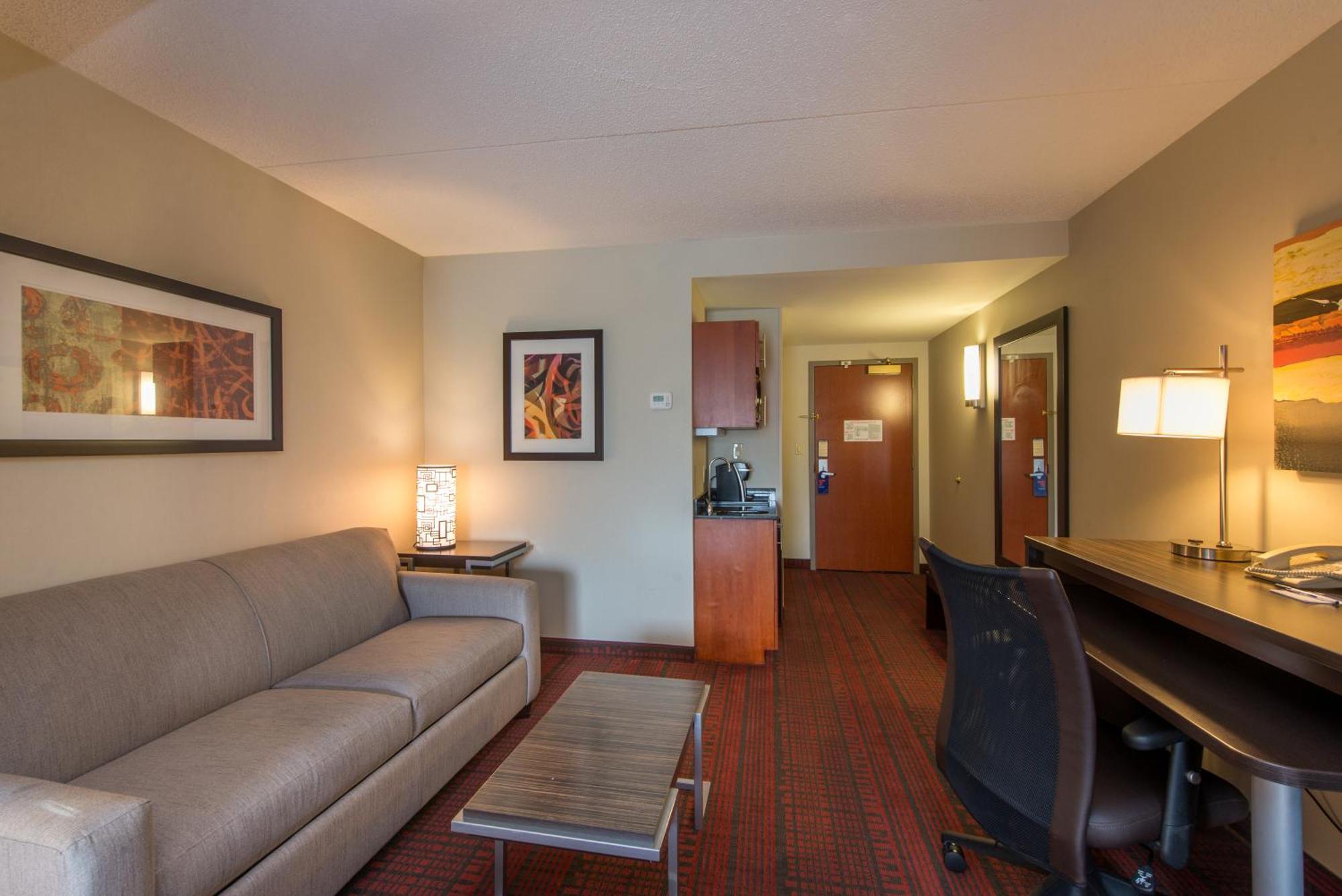 Holiday Inn Express Hotel & Suites Auburn By Ihg Exteriör bild
